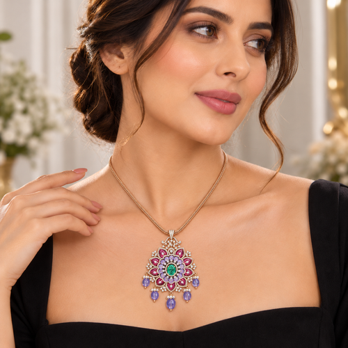 18K Gold Diamond &Emerald Winged High-Jewelry Necklace
